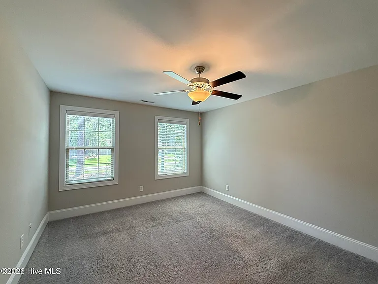 121 Lark Dr — Photo 25