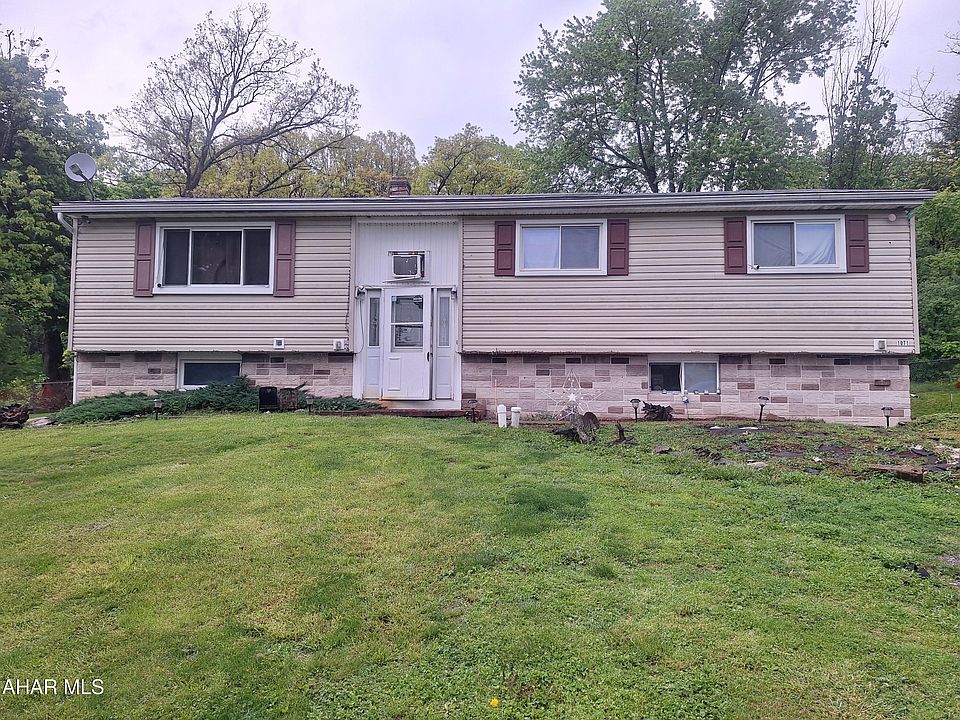 1st image of 1071 Frankstown Rd