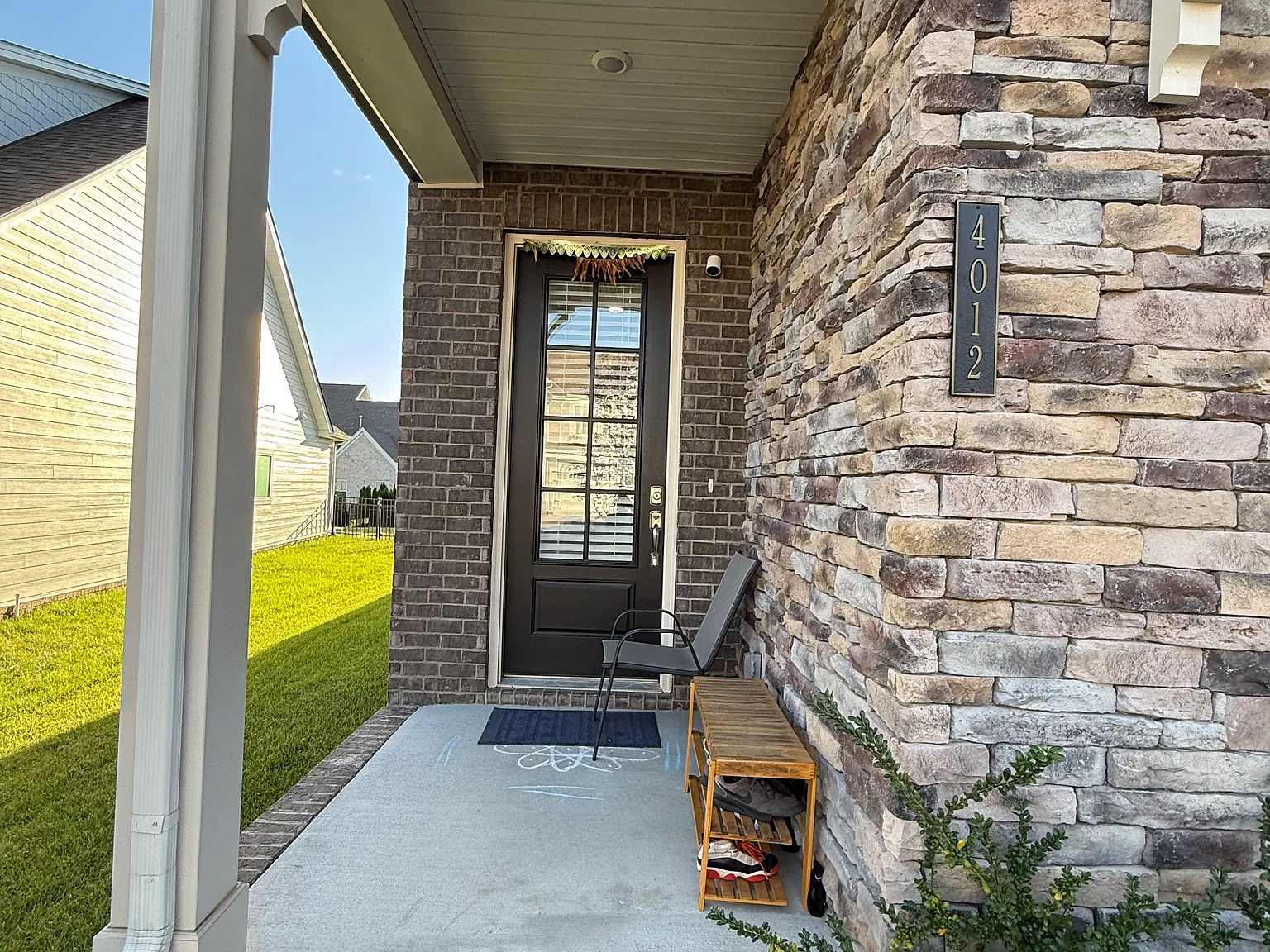 5 bed, 3406 sqft, $4,700 — Photo 3