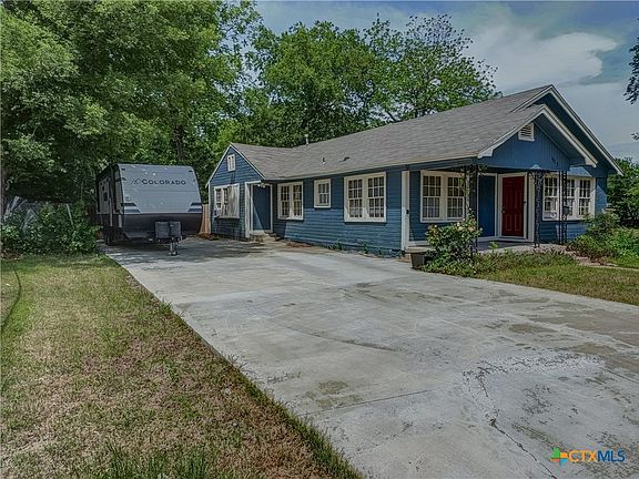 4th image of 513 Brook Dr