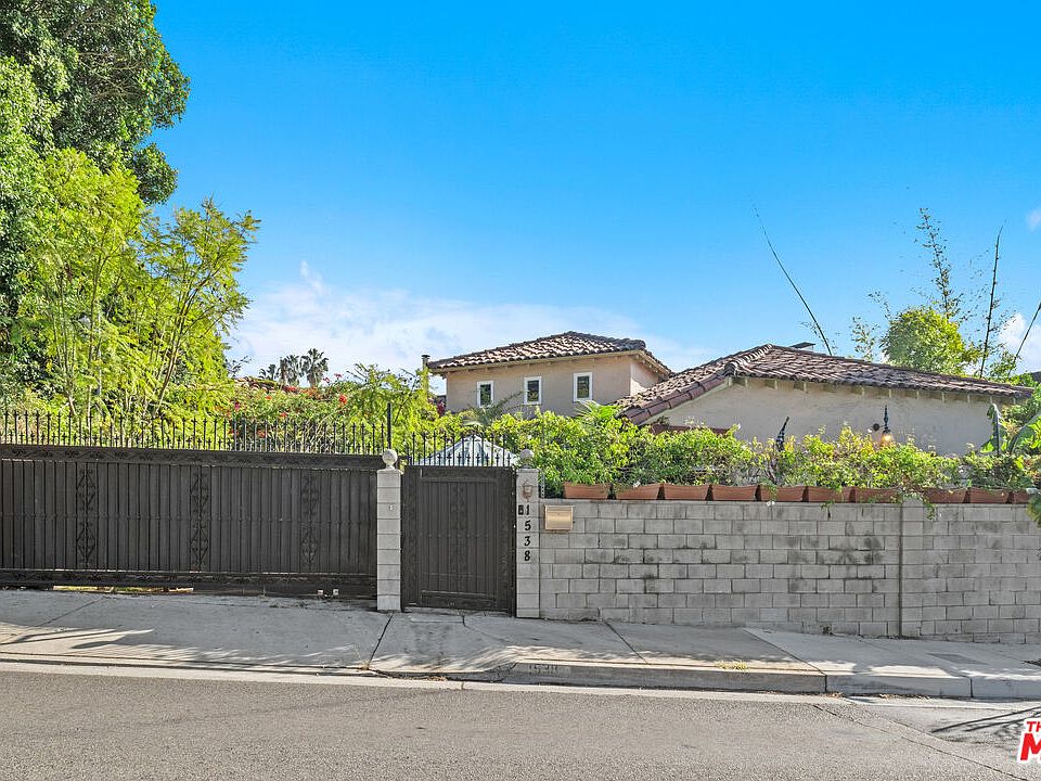 1st image of 1538 N Crescent Heights Blvd