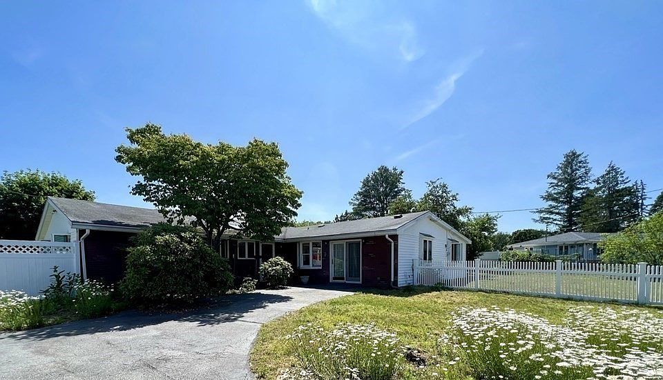 16 Surrey Ln, Peabody, MA 01960 Zillow