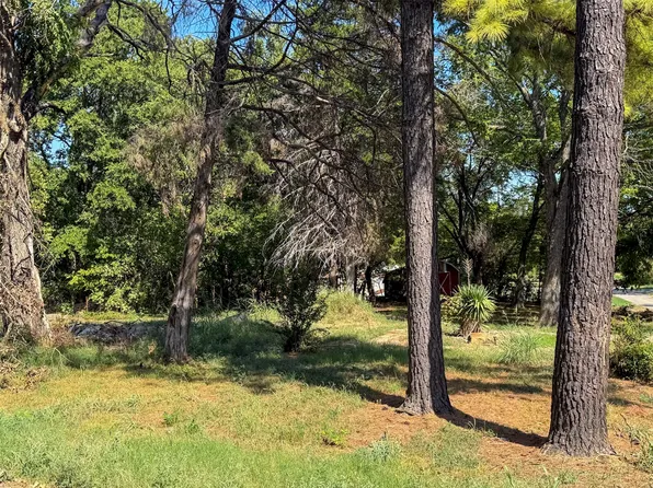 523 W 9th St, Hominy, OK 74035