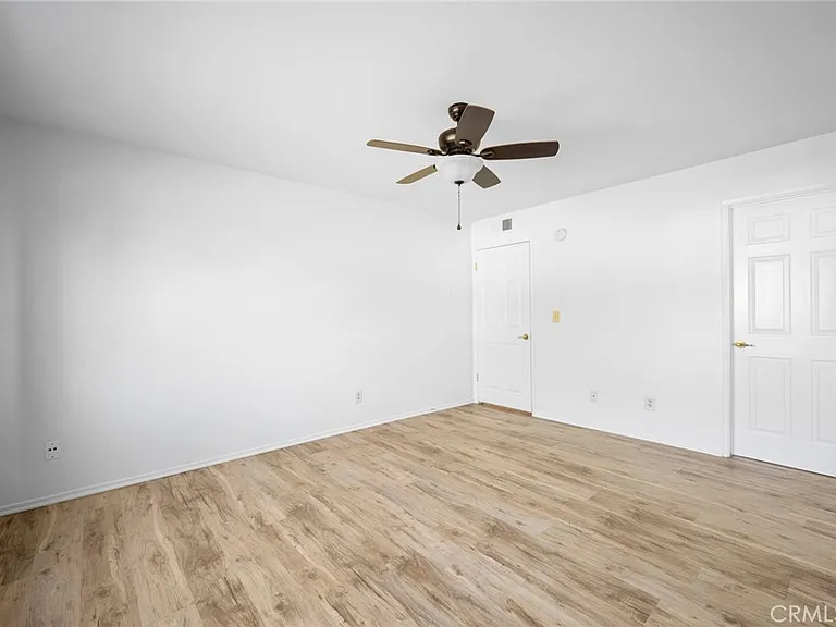 345 N Jackson St #106 — Photo 14