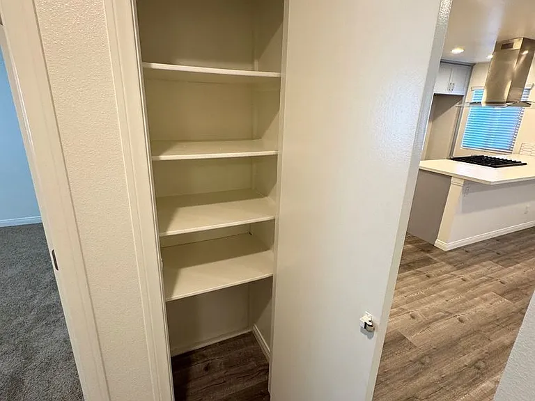 Casa Madrid Apartments — Photo 21