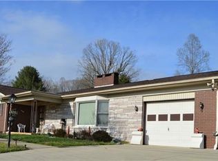 906 Cottrell Hill Rd, Lenoir, NC 28645