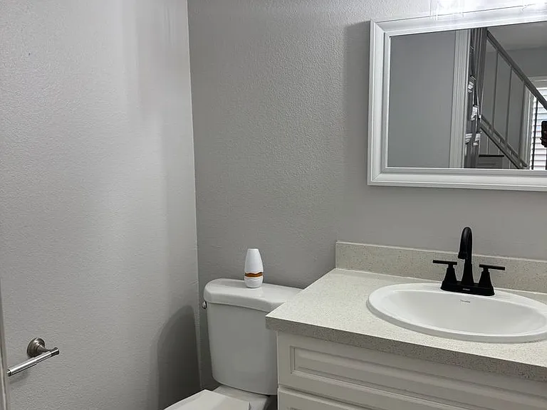 1351 Christobal Ln — Photo 30