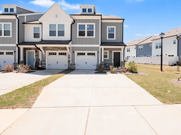 1028 Pickering Pl, York, SC 29745