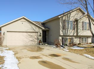 5223 Lexington Pl NW, Rochester, MN 55901