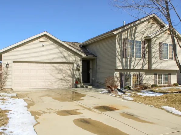 5223 Lexington Pl NW, Rochester, MN 55901