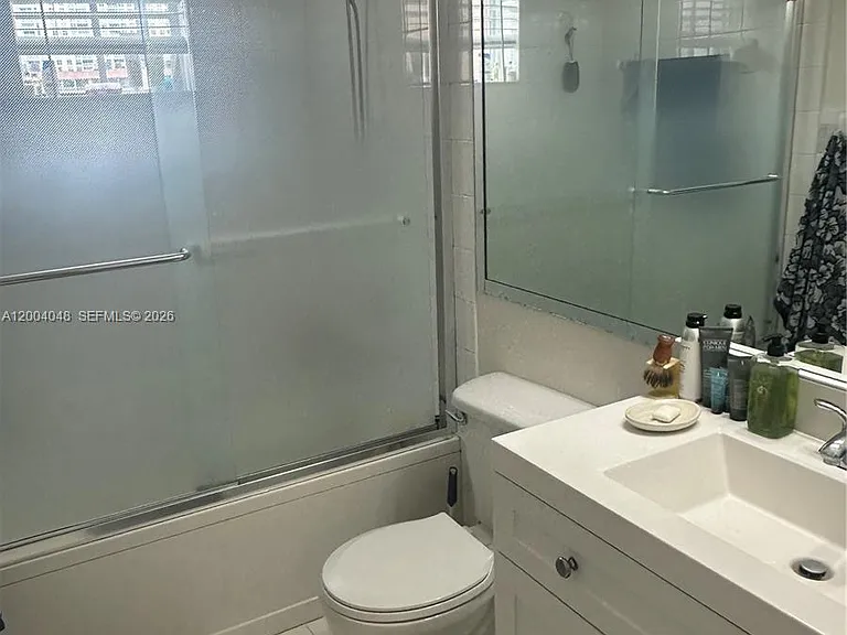 17125 N Bay Rd #3402 — Photo 12