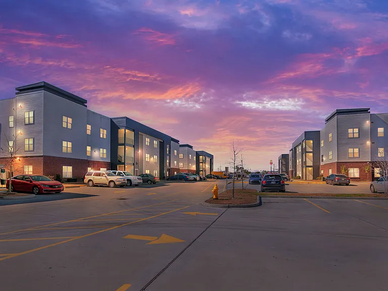 LTL Royal Palms Baton Rouge MT LLC — Photo 26