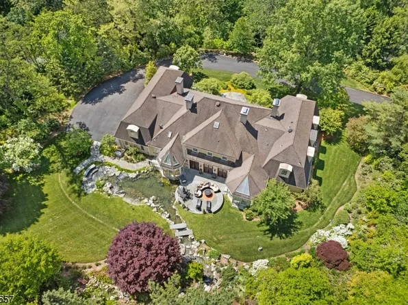 6 Cromwell Ln, Mendham Boro, NJ 07945