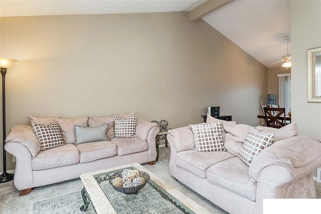 3 bed, 1474 sqft, $2,175 — Photo 3