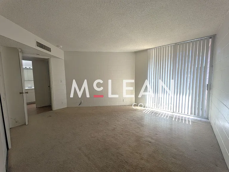 630 S Grenfall Rd #12 — Photo 7