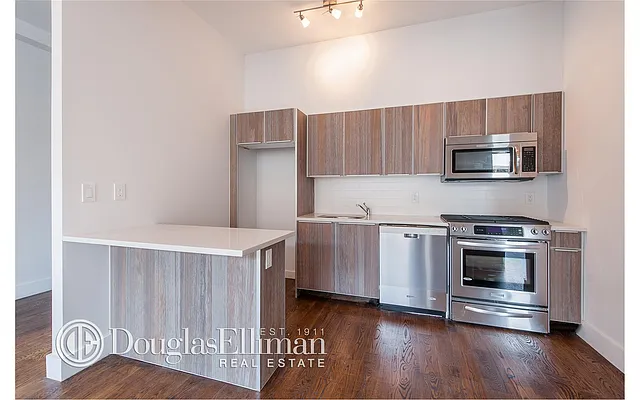 Rented by Douglas Elliman | media 22