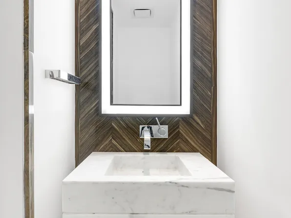 1 West End Avenue image 16 of 19