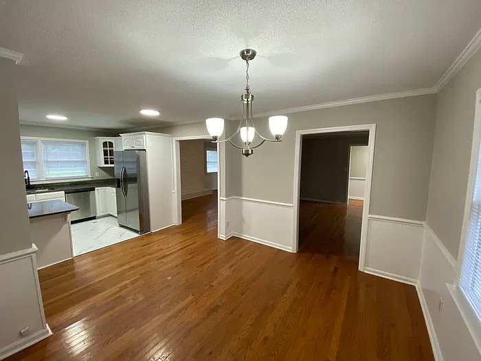 3 bed, 2.0 bath, 1720 sqft, $1,675 — Photo 3