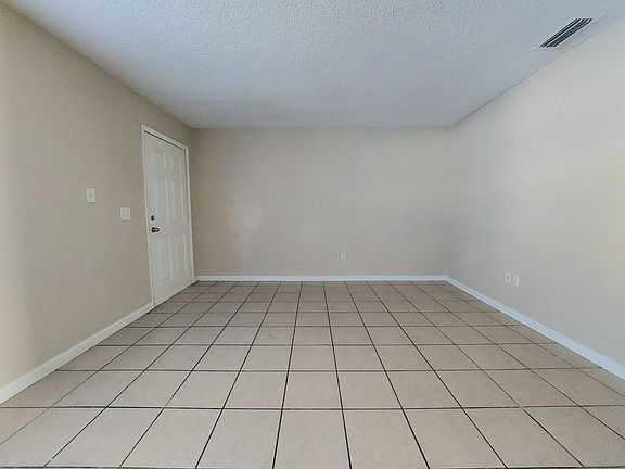 3rd image of 1330 Payne St #12224