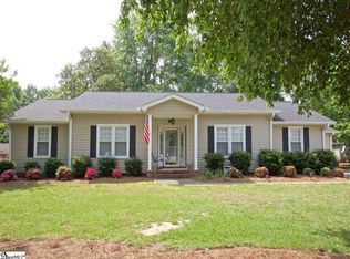 121 Richfield Ter, Greer, SC 29650