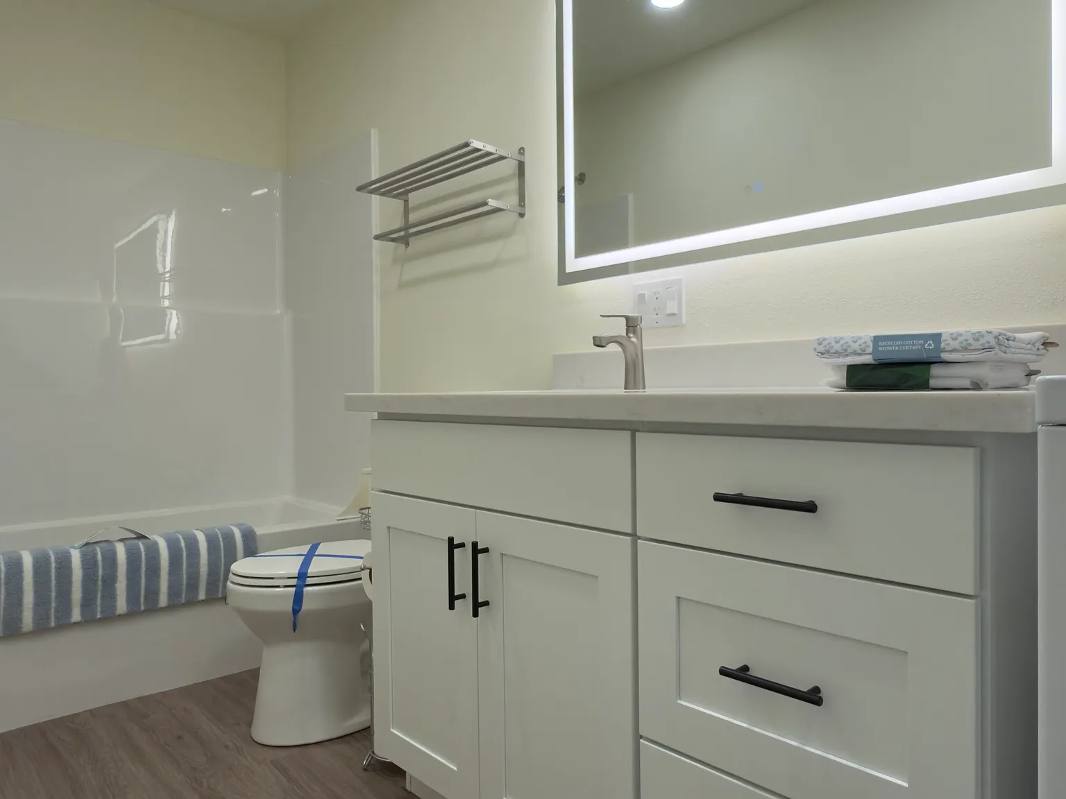 1 bed, 500 sqft, $2,250 — Photo 3