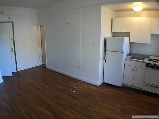 Rented by Sovereign Associates | media 5