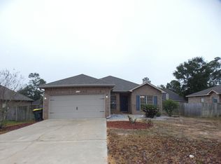 6747 Weathered Dr, Milton, FL 32570