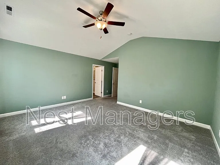 1102 Norwood St — Photo 31