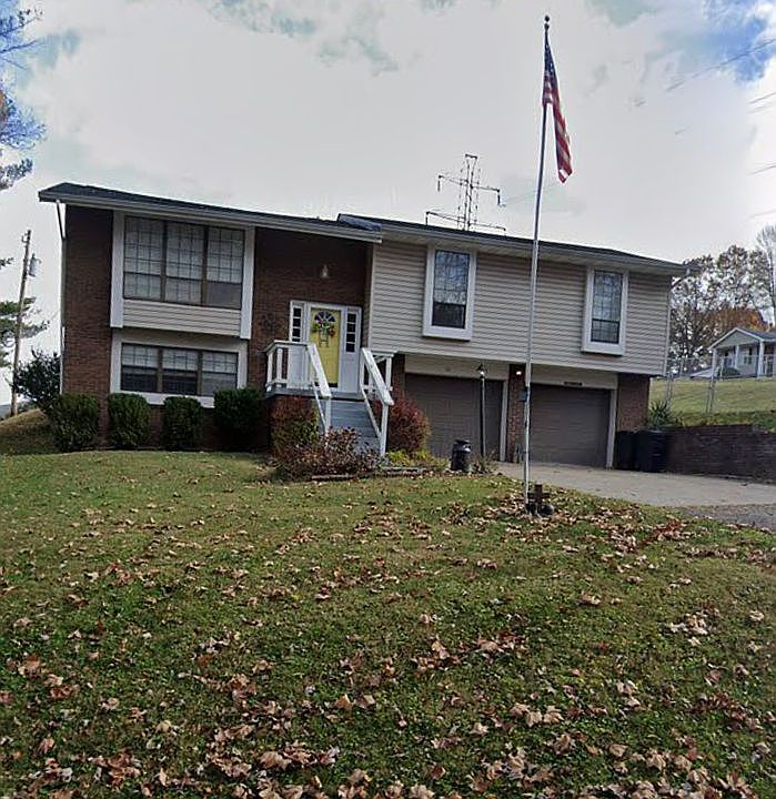 2nd image of 111 Shenandoah Dr