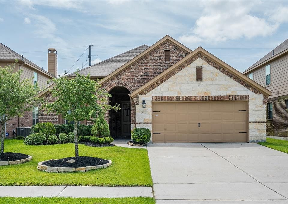 1st image of 26407 Green Heron Dr