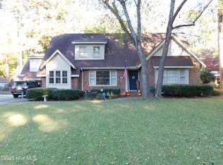 510 S Wilkinson Drive, Laurinburg, NC 28352