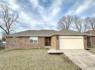 3747 W Lombard St, Springfield, MO 65802