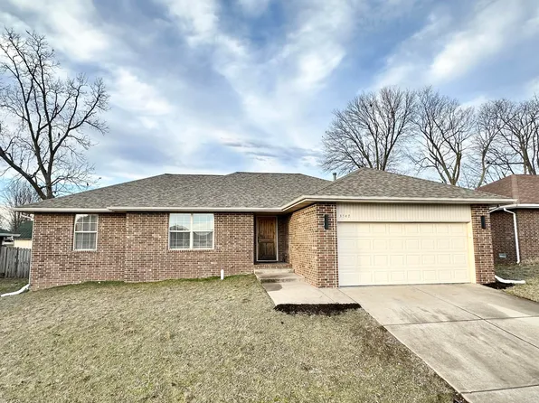 3747 W Lombard Street, Springfield, MO 65802