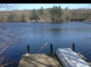 411-413 Main St, Sprague, CT 06330