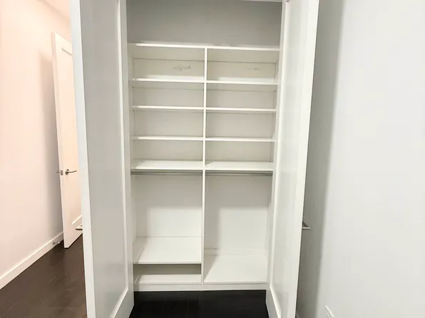 1428 Lexington Avenue image 7 of 16