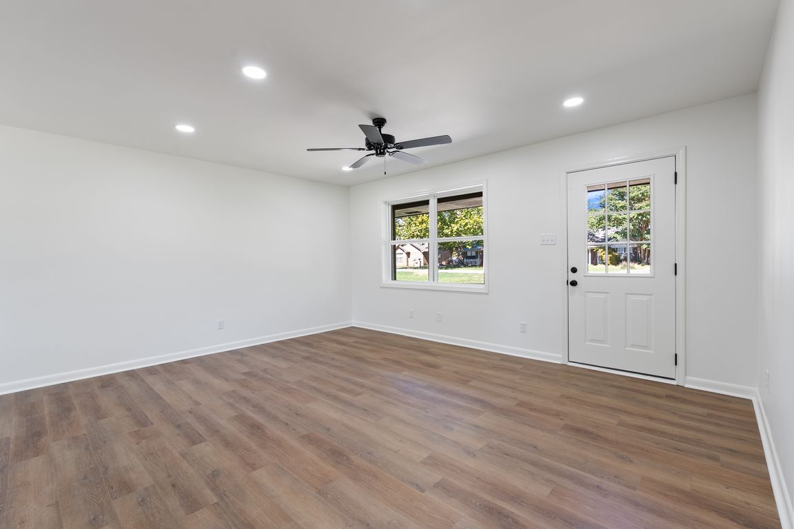 next background image