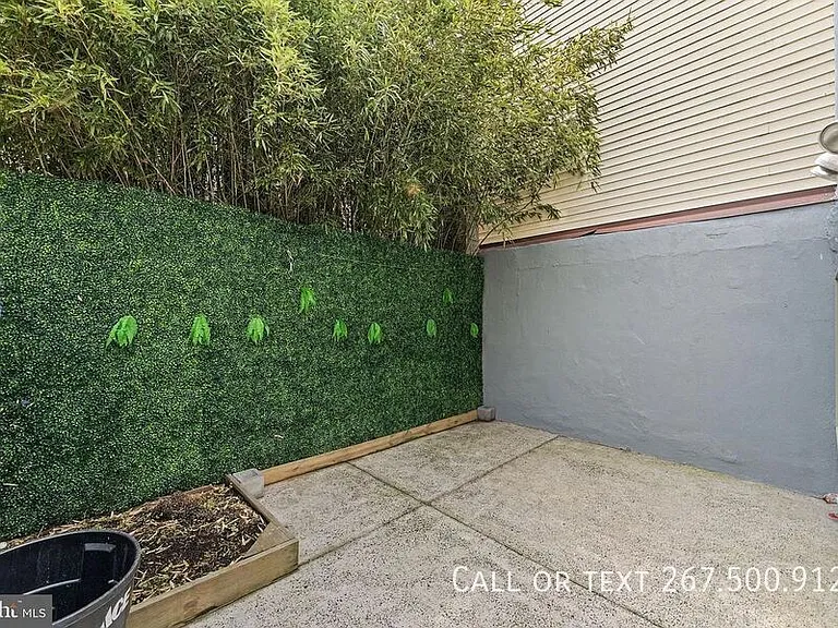 907 N 5th St — Photo 25