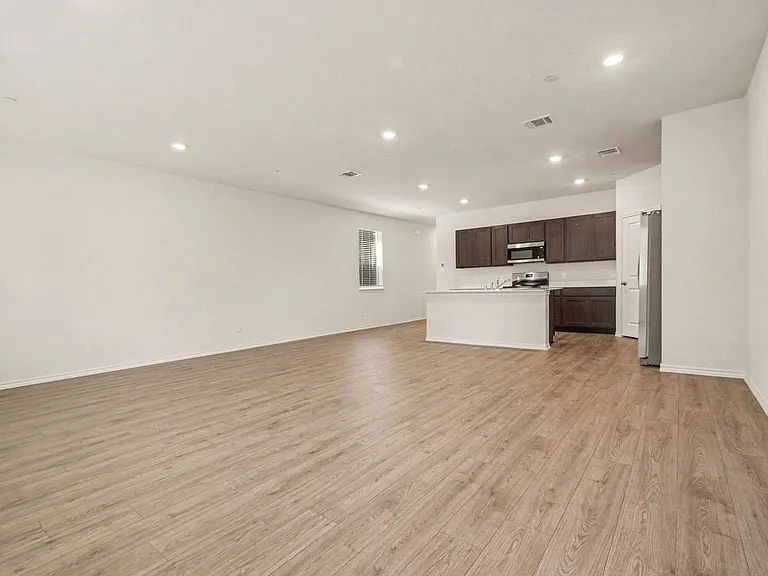 125 Arbor Dr — Photo 7
