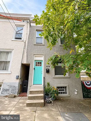 3578 New Queen St Photo 1