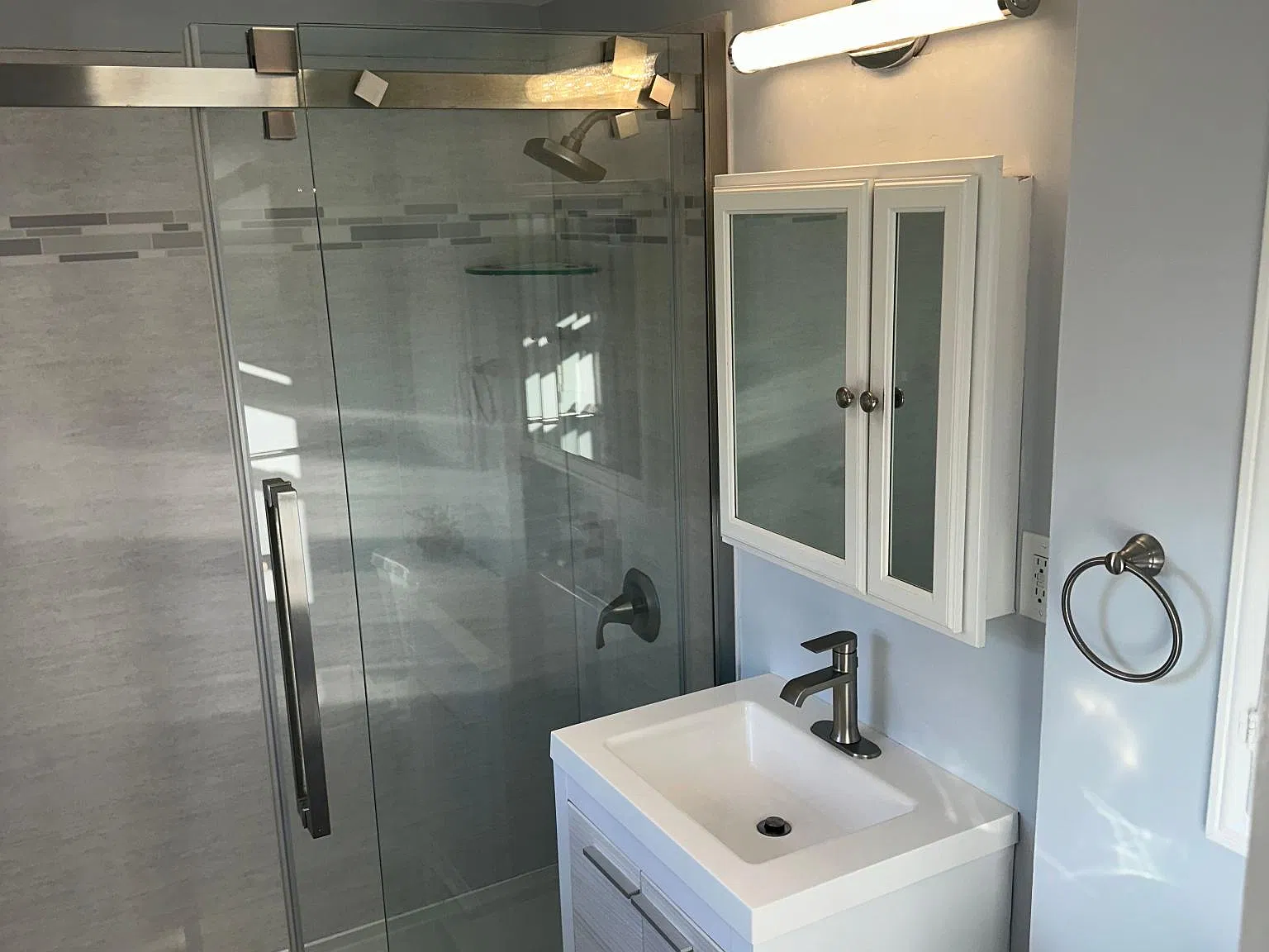1 bed, 1200 sqft, $1,900 — Photo 2