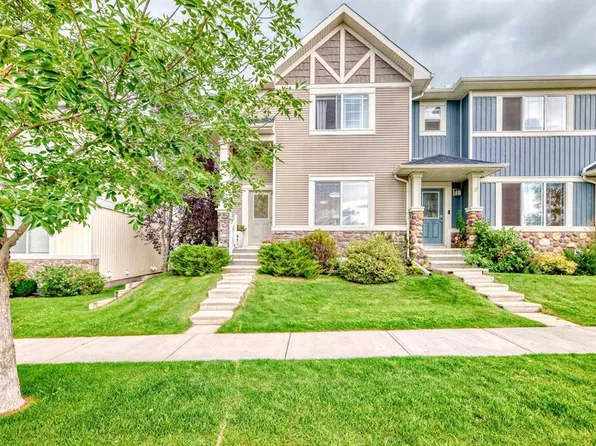 11 S Kings Heights Dr SE, Airdrie, AB T4A 0E6