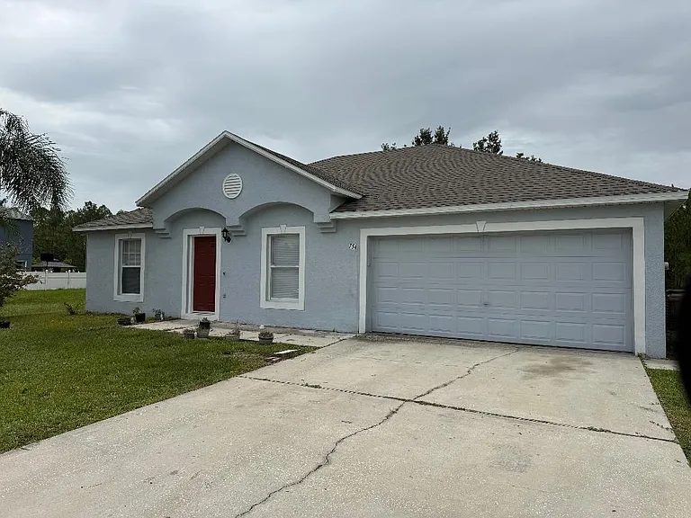 754 Toulon Dr — Photo 2