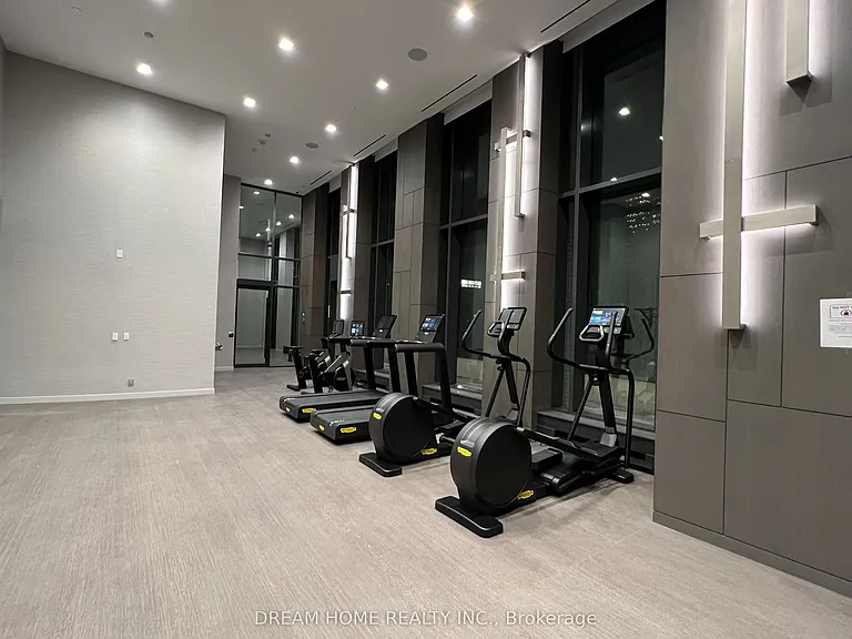 15 Holmes Ave #2102 — Photo 8