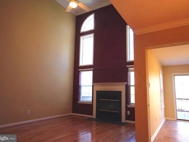 508 Ascot Ct — Photo 5