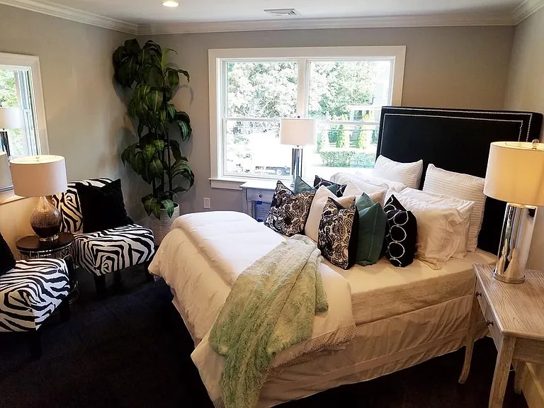 1525 Beacon St #3 — Photo 12