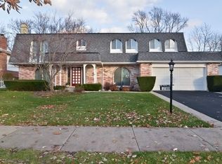 2789 Greenwood Rd, Northbrook, IL 60062