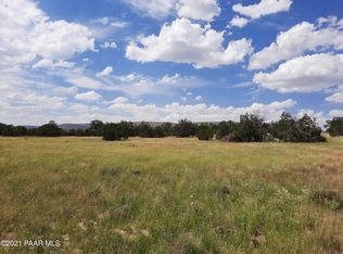 53690 Bridge Canyon Pkwy, Seligman, AZ 86337