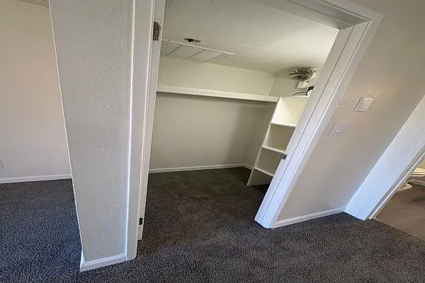 Terra Villa Apartments — Photo 12
