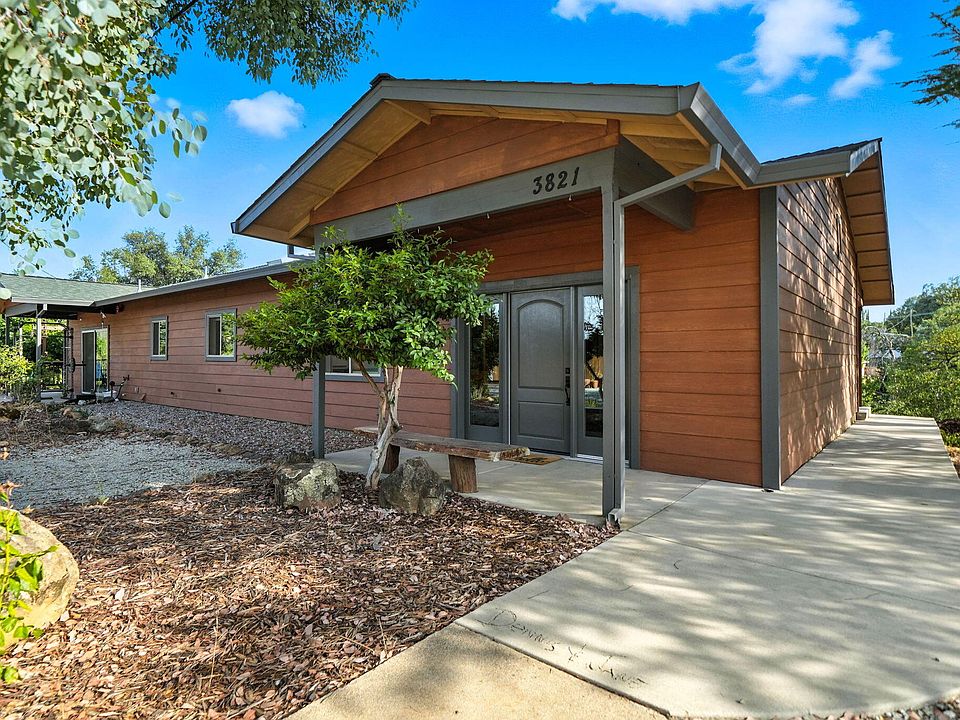 1st image of 3821 Pebble Dr