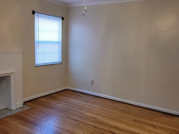 2904 Sherwood Rd APT B, Columbus, OH 43209